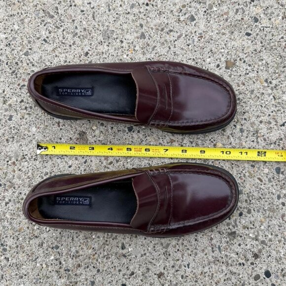 American Vintage Women's Burgundy Loafers - Picture 6 of 6